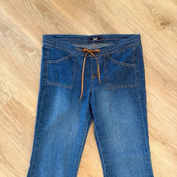 Y2K LEI Jeans Women’s 9 Flare Low Rise Denim Tie Closure 00s Bratz Boho 34x31 - Picture 2 of 11